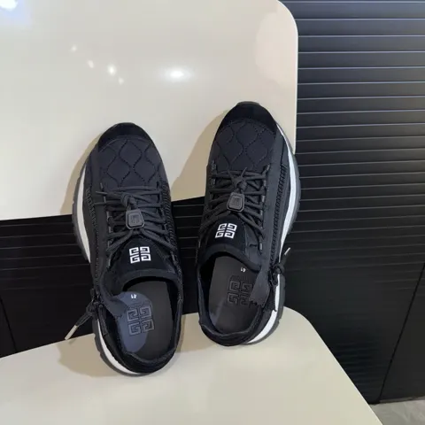 Givenchy Spectre series low-top casual sports men’s shoes are on sale on the official
