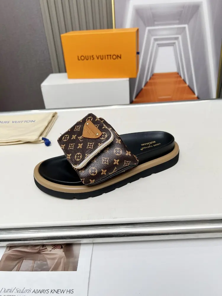 Louis Vuitton Spring and Summer New Slippers