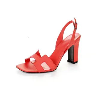 Hermès high-heeled sandals Hermès high-heeled sandals are the simplest