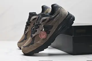 New Balance Corporate Grade JJJJound x New Balance NB 990V3 Retro Mesh Fabric Pigskin Low W990KT3