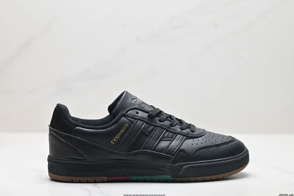 Adidas Originals Tyshawn is comfortable and versatile. It is non-slip and wear-resistant IF9712