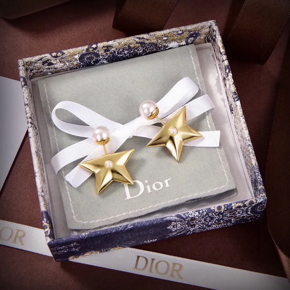 Dior five-pointed star earrings New models