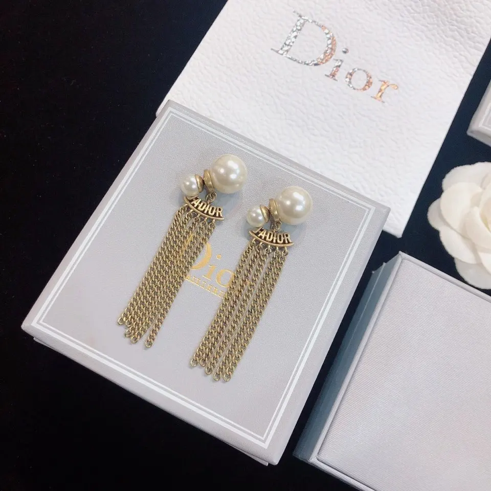 Dior 2022 Early Spring New Product JADIOR Series Letter Tassel Earrings