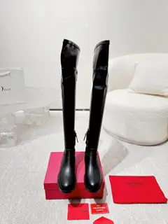 Women’s shoes