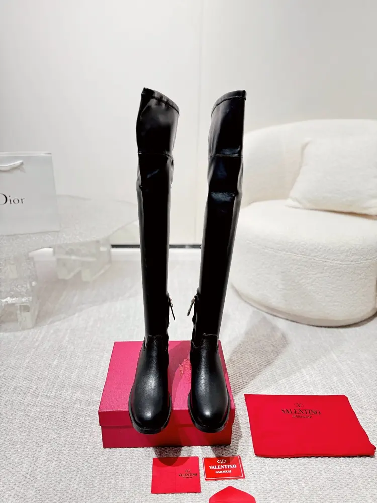 Women’s shoes