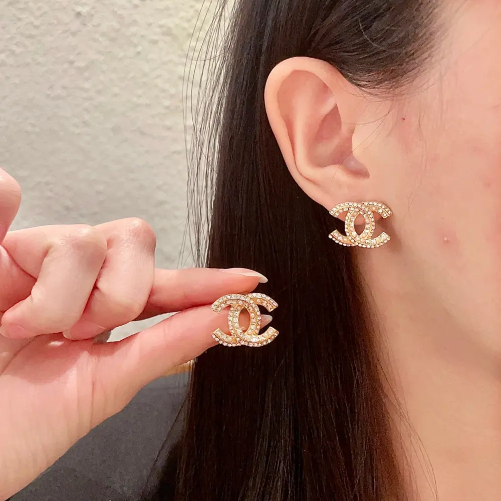 Second-hand Chanel earrings