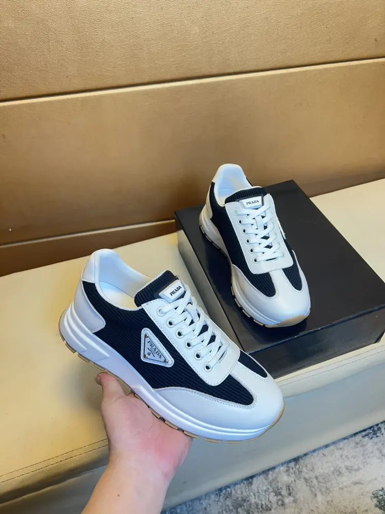 Prada sneakers. Silk calfskin·High frequency brand logo on the shoe·Brand high mercerized