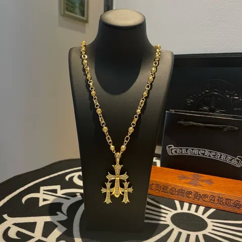 Chrome Hearts Gold Classic Retro Cross Flower Ball Necklace Three Cross Pendants Popular on