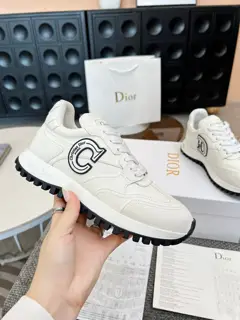 Dior C’est sneakers are eye-catching and stylish. They are carefully
