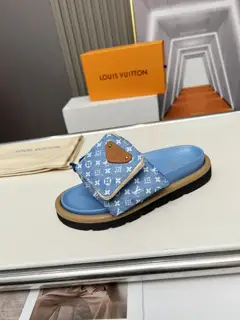 Louis Vuitton Spring and Summer New Slippers