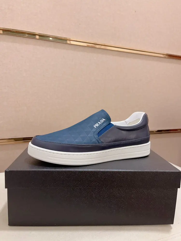 Prada casual fashion men’s shoes