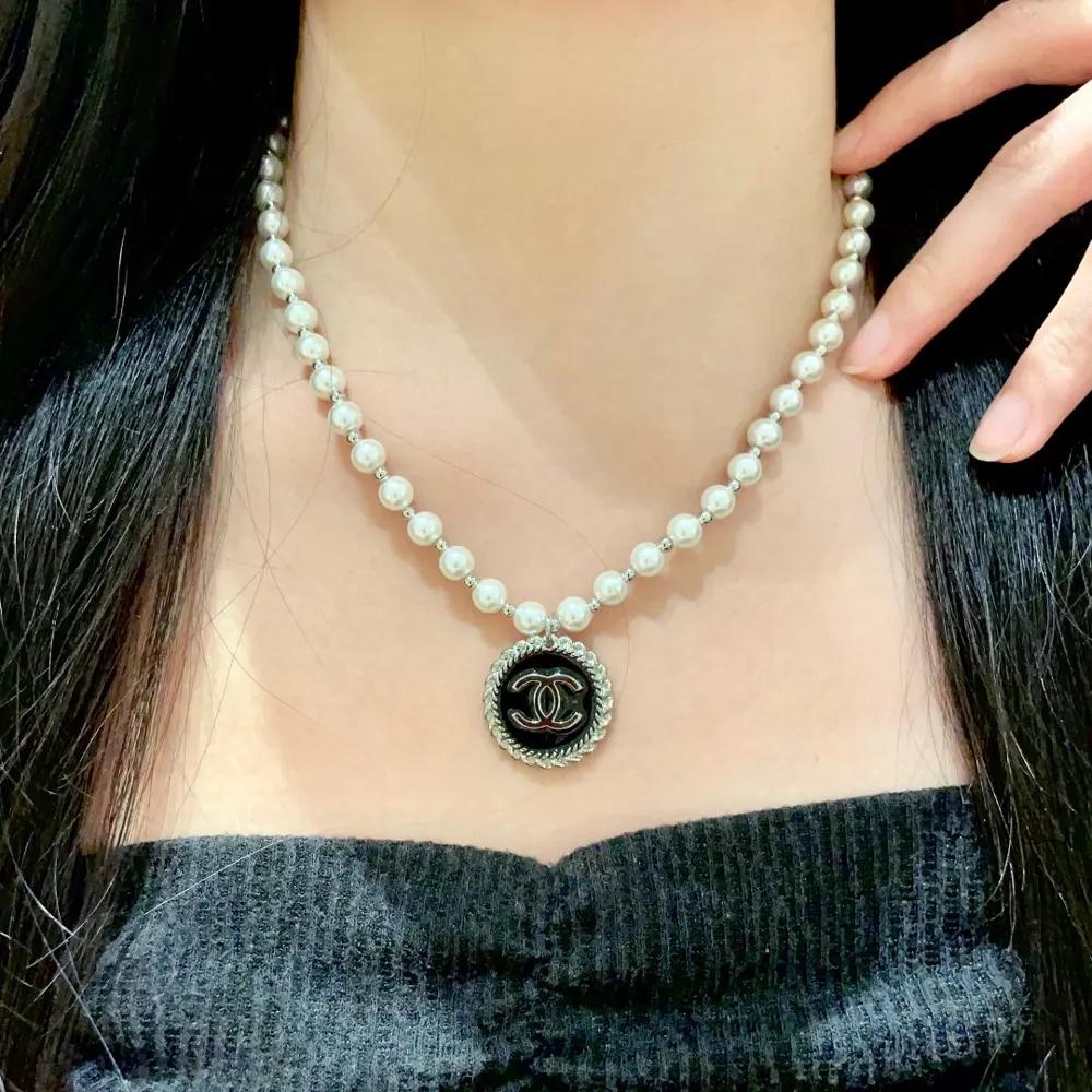 Chanel vintage necklace