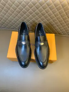 Louis Vuitton business style leather shoes