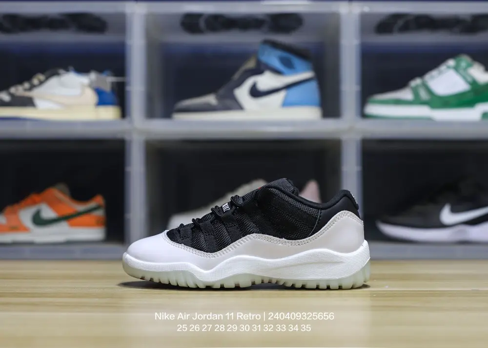 Jordan mid-to-large-sized children’s shoes are fashionable