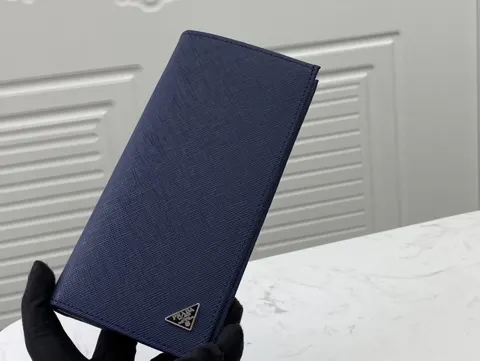 prada Wallet