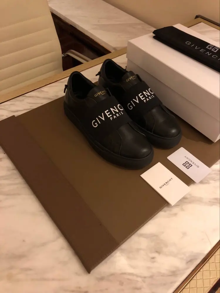 Givenchy casual sneakers