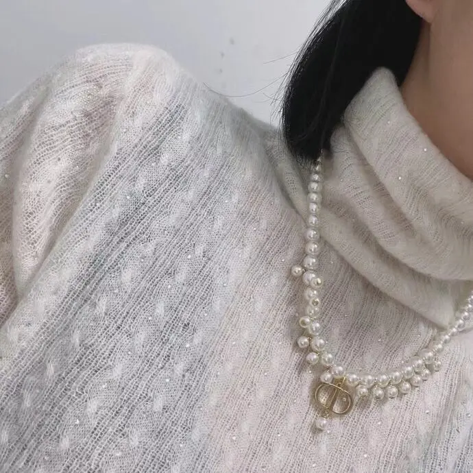 New DIOR necklace Elegant and personalized CD pearl necklace Hot sale Unique design Retro