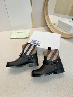 Burberry rain boots are really comfortable to wear