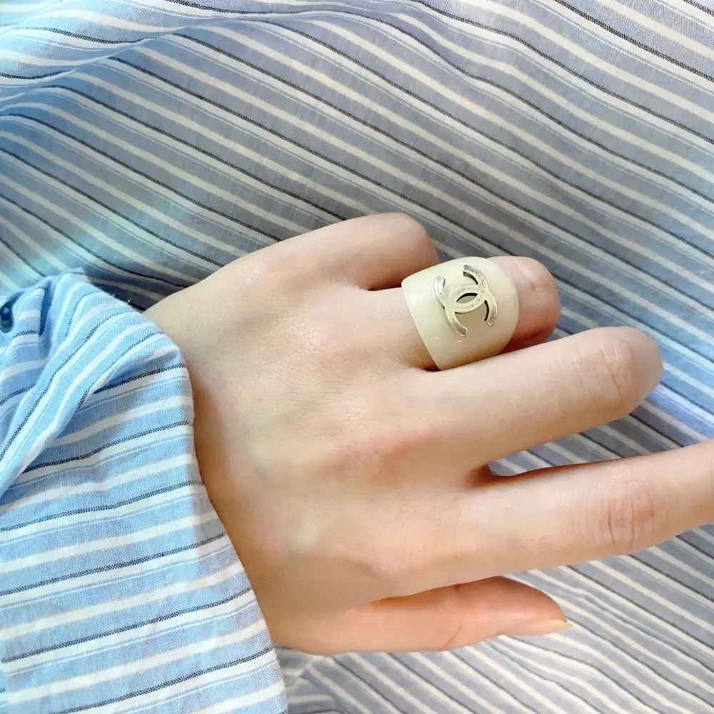 Chanel double C high quality imported acrylic vintage ring