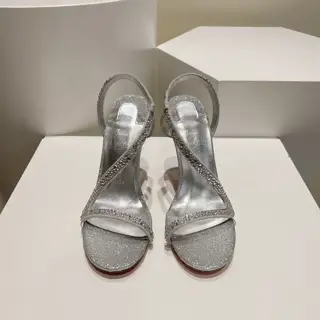 Christian Louboutin women’s high-heeled sandals~