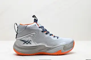 ASICS basketball shoes 1061A048-001