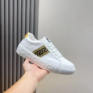 Versace men’s new models are on sale. Original quality. 1:1 synchronization with the