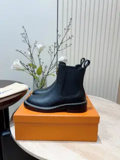 Louis Vuitton ankle boots elastic Chelsea boots