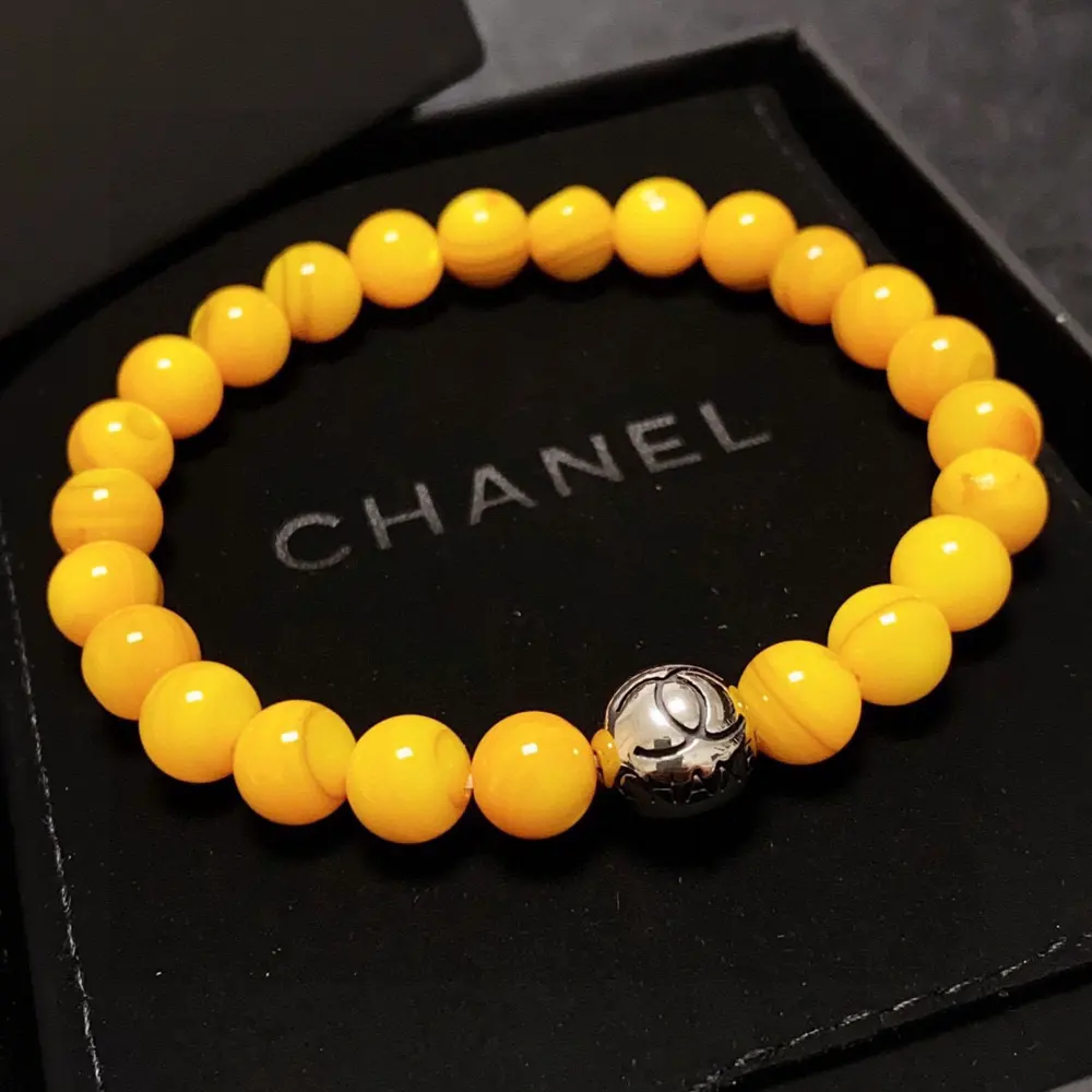 Chanel double C high-end natural imported chicken oil beeswax bracelet