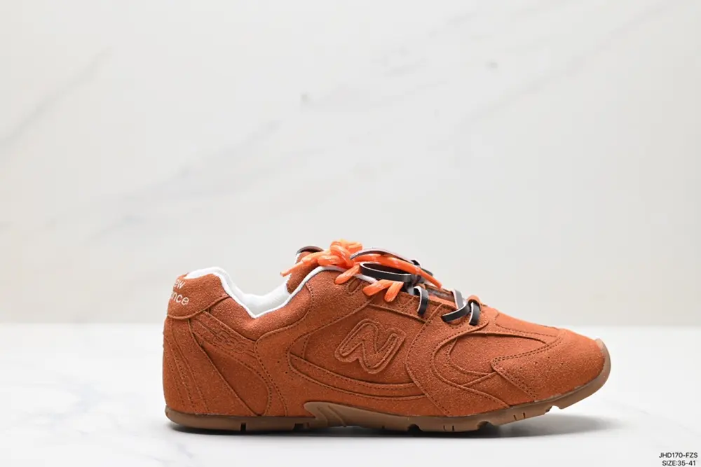 New Balance Maillard color matching creates a new cross-border cooperation