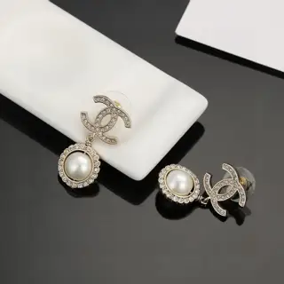 Chanel pearl earrings