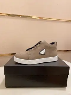 Prada casual fashion men’s shoes