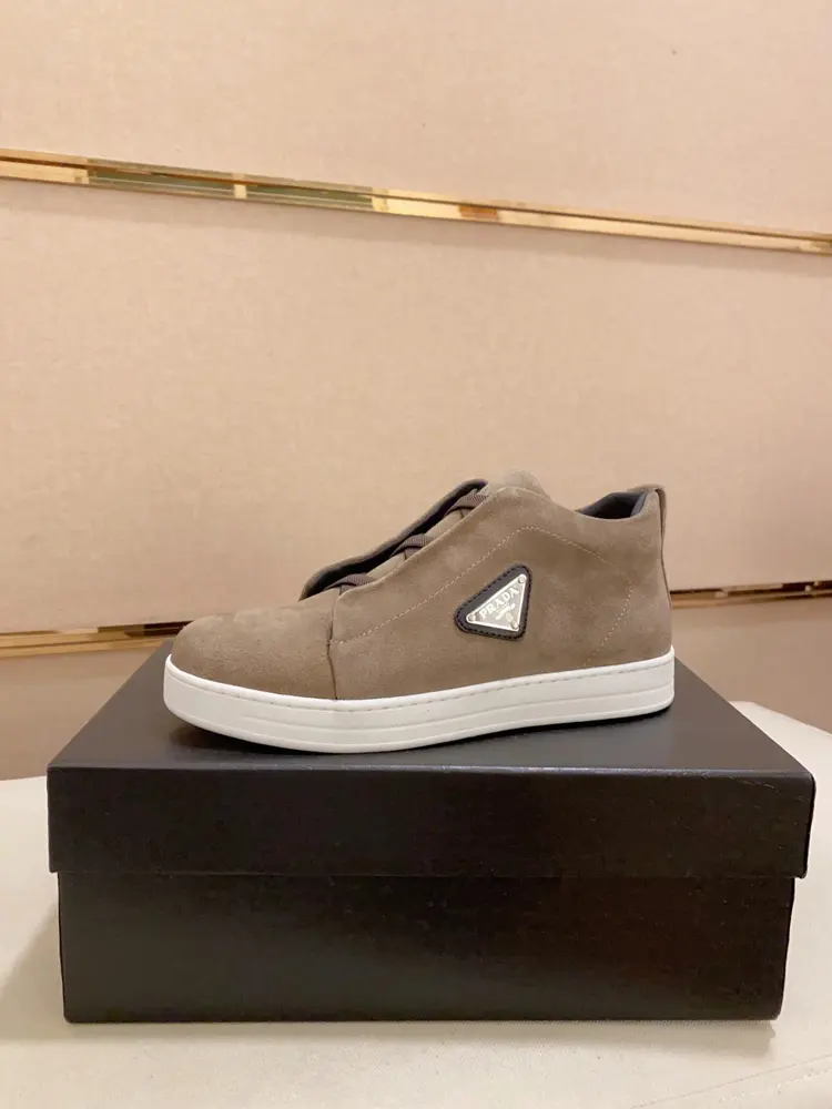 Prada casual fashion men’s shoes