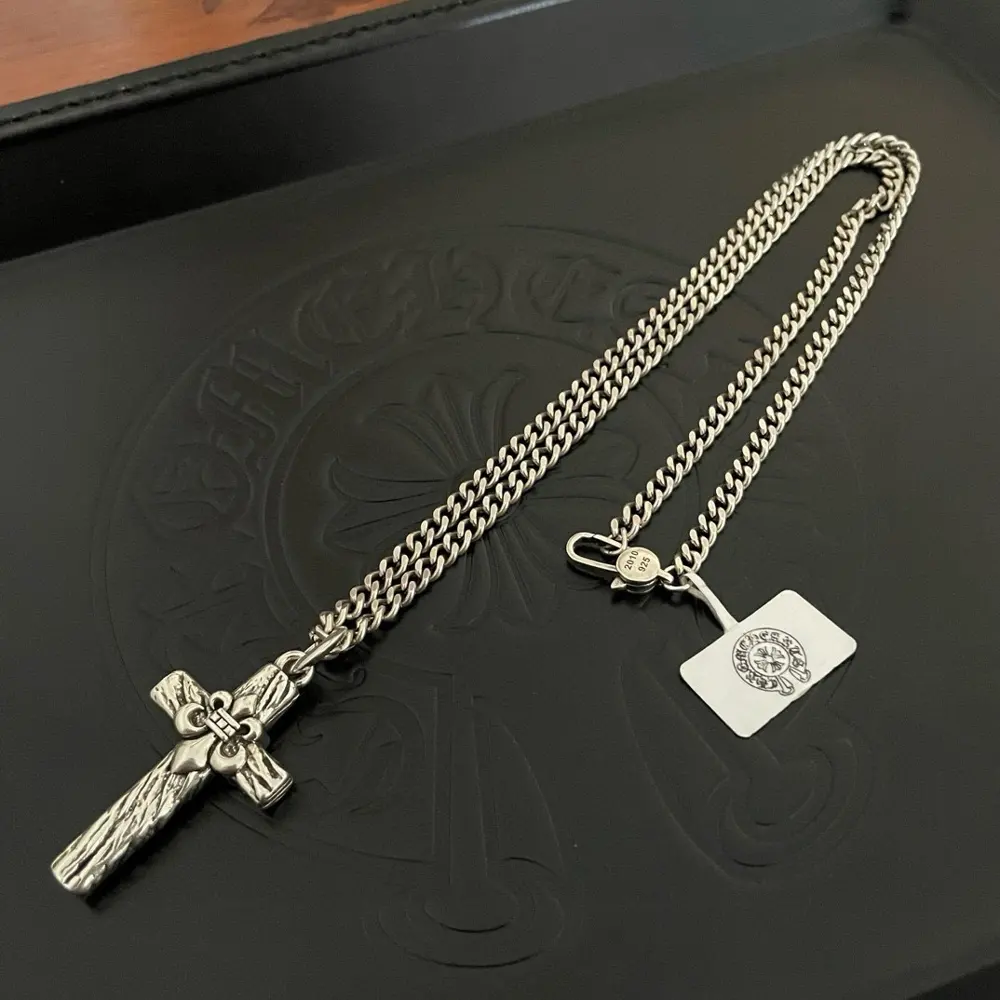 Chrome Hearts Classic Retro Sideways Necklace Cross Pendant