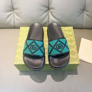 Gucci beach sandals flip flops