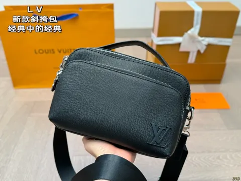 Louis Vuitton Crossbody