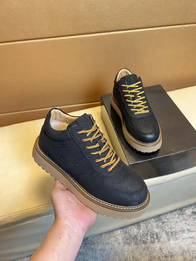 UGG modern sports shoes