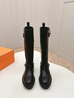 HERMES Autumn and Winter Runway High Boots Rider Boots This season’s autumn and winter main