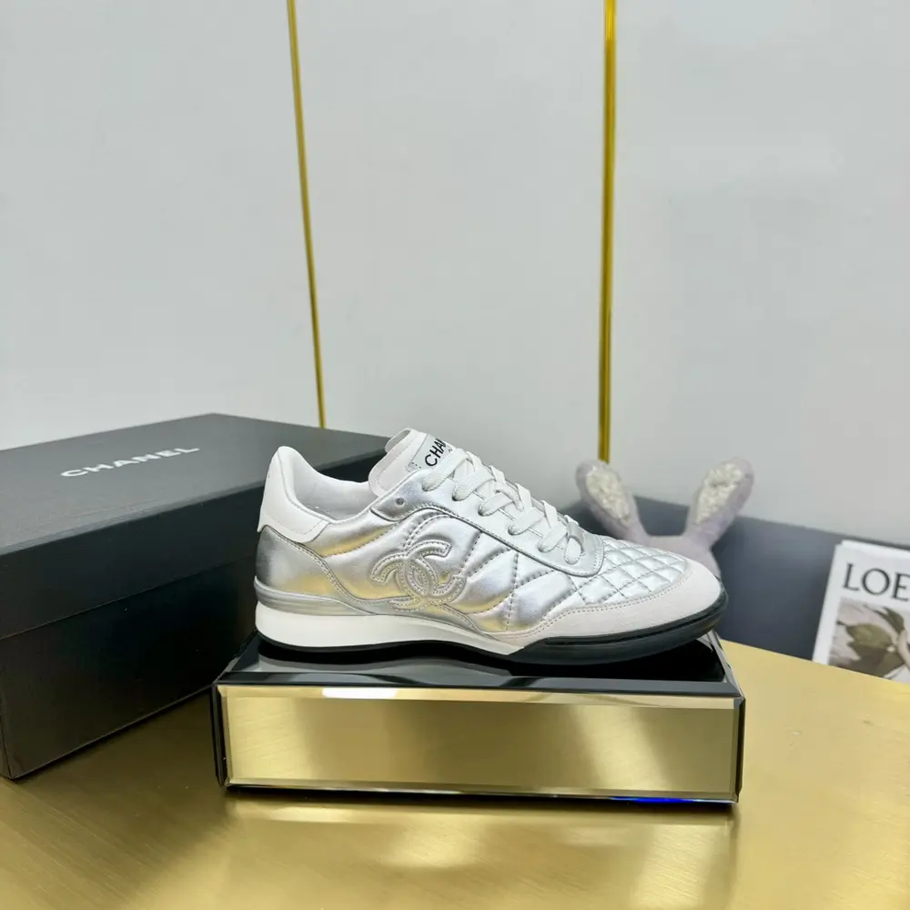 Chanel casual sneakers