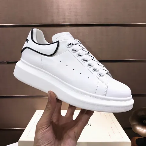 McQueen couple thick-soled series white shoes