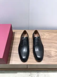 Salvatore Ferragamo men’s leather shoes