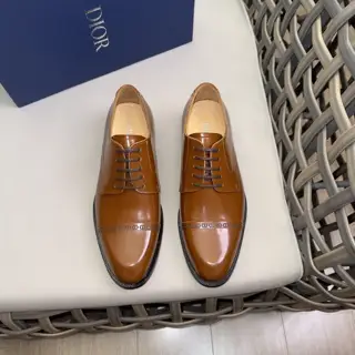 Dior Derby Shoes|Formal leather shoes with leather sole|Crafted with open-edge pearl