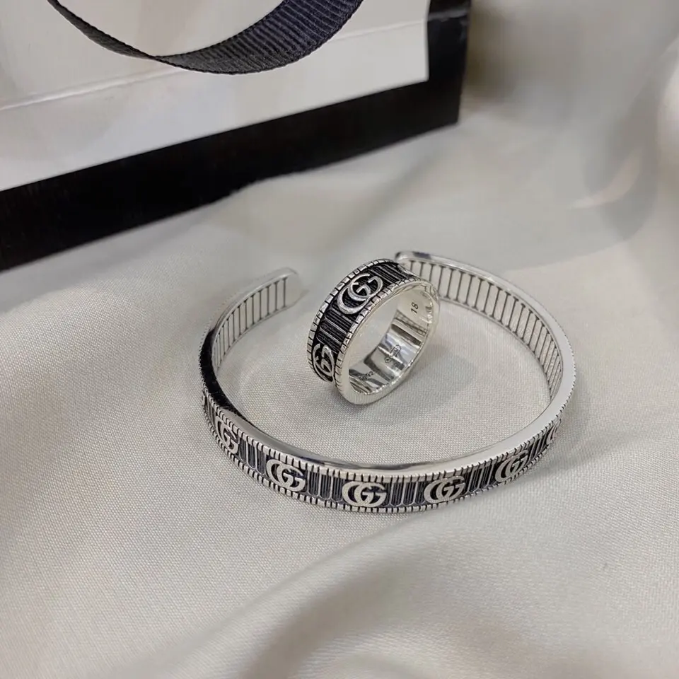 Gucci Bracelet Ring