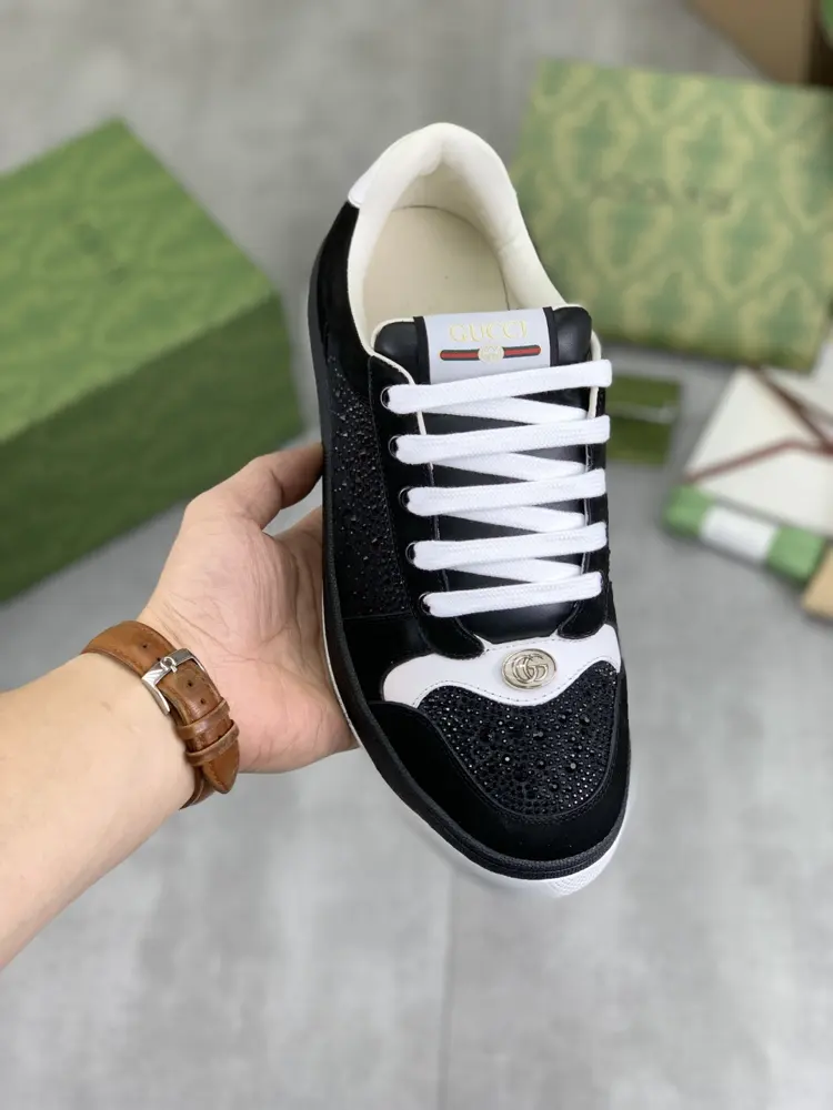 Gucci casual shoes are absolutely hot The ultimate matching item for trendy men