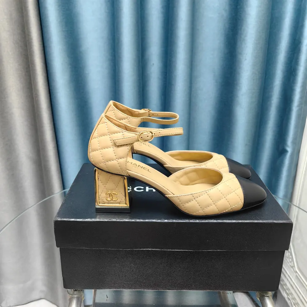 High version synchronized with Chanel official website Heels