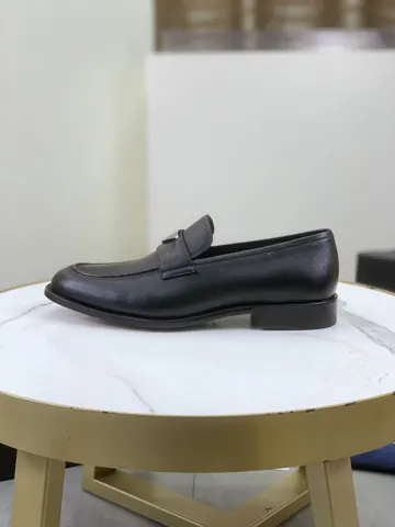 Prada men’s business casual leather shoes