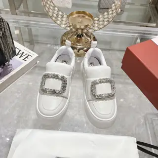Roger Vivier new Viv Golf diamond buckle thick-soled white shoes