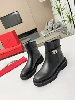 Valentino ankle boots original mold electric rivets (non-oxidized) high-end custom import