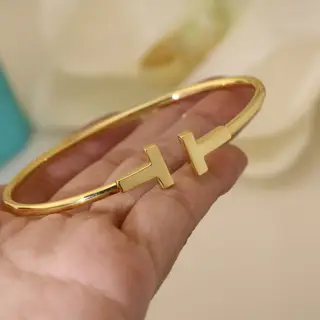 Tiffany double T bracelet