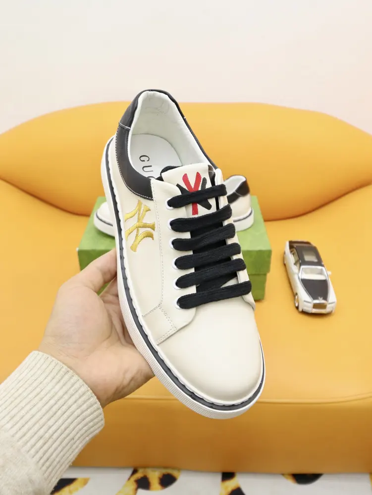 Gucci casual white shoes