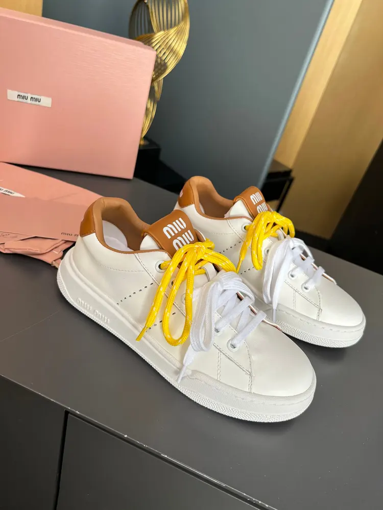 Miu Miu Miu 2024 new casual white shoes